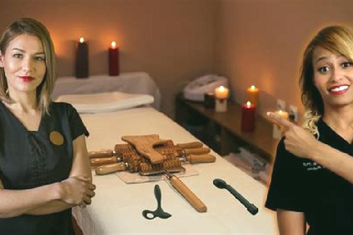Middle Shot Deluxe slot machine