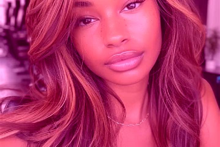 Roaring Coins slot game